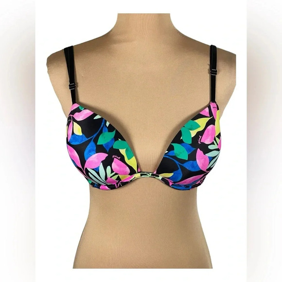 🩷 V SECRET bra 32C 🩷 - Picture 1 of 8